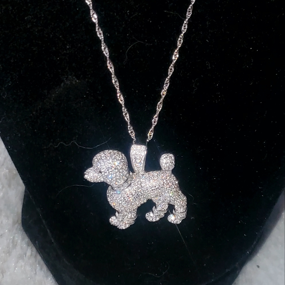 18" chain Sterling Silver With pendent 1.5"NWT
